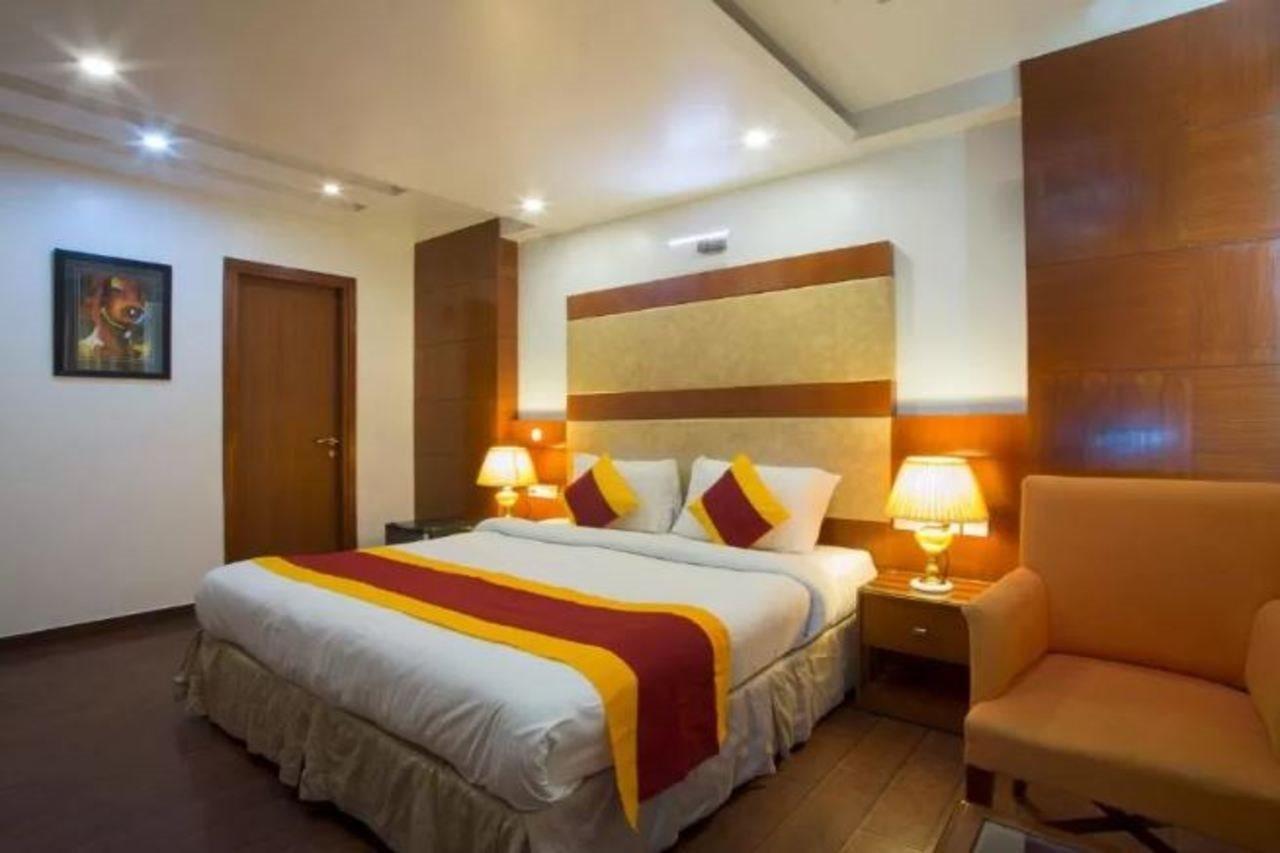 Hotel Palm Do'R - 02 Mins From New Delhi Railway Station Eksteriør billede