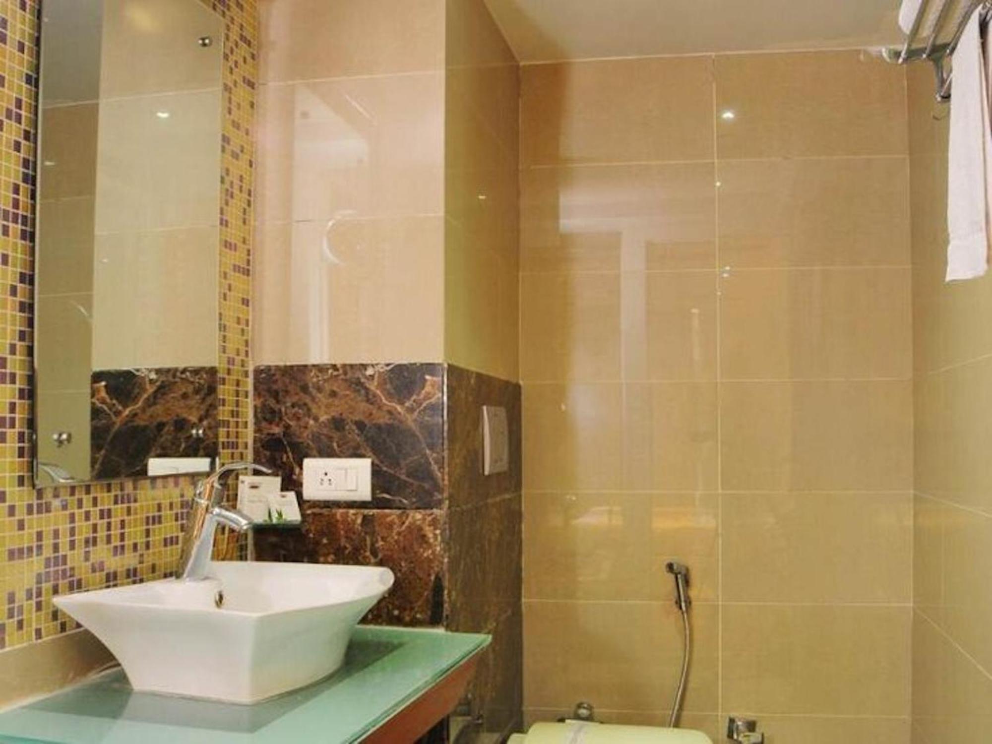 Hotel Palm Do'R - 02 Mins From New Delhi Railway Station Eksteriør billede
